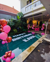 Balloon Decoration: Pool