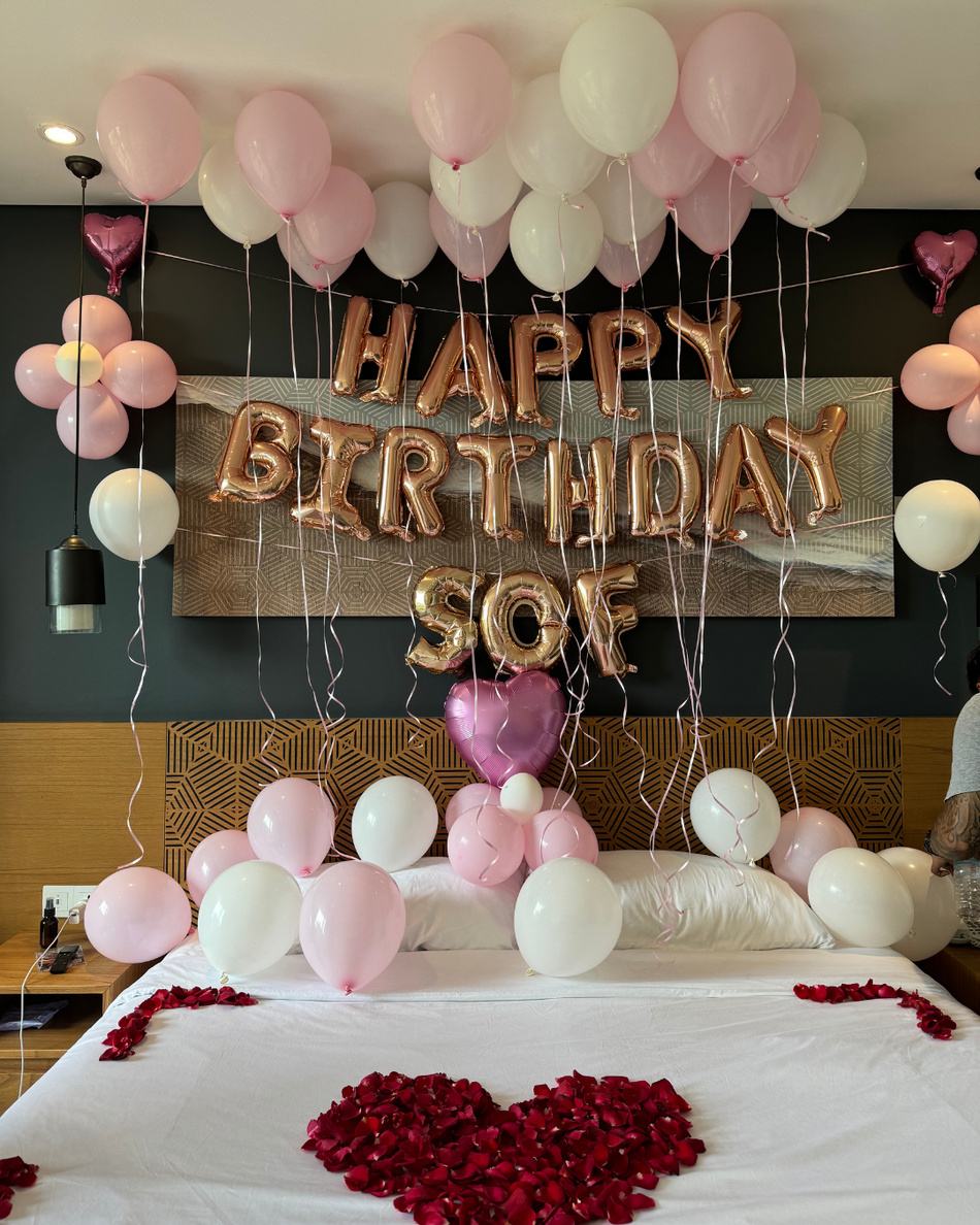 Balloon Decoration: Bedroom