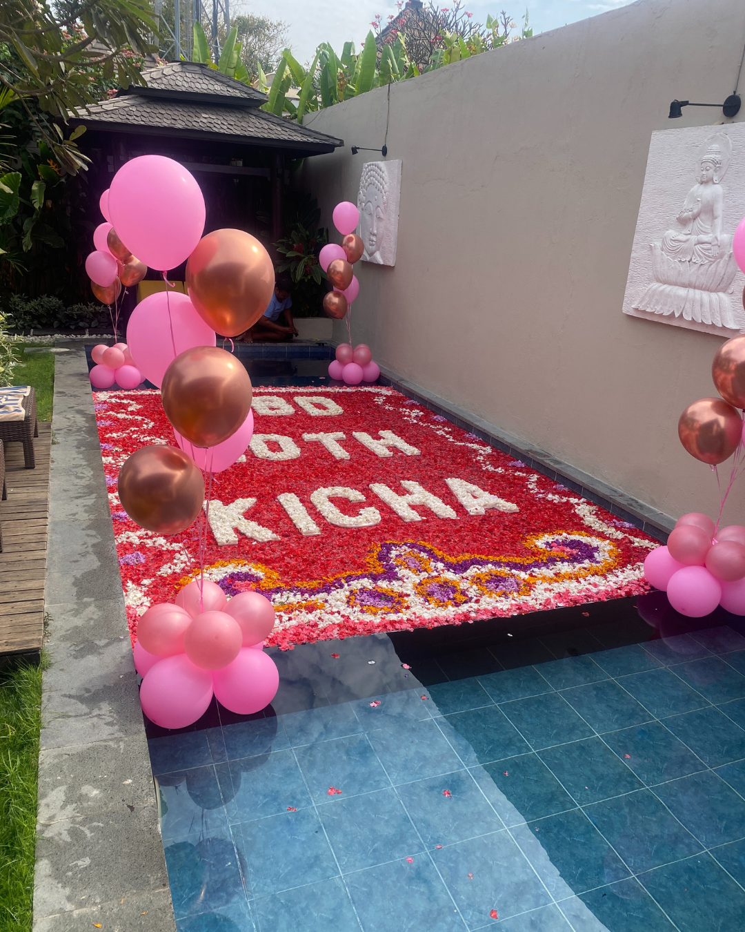 Flower Pool Bali: Personalized Pool Decoration Size