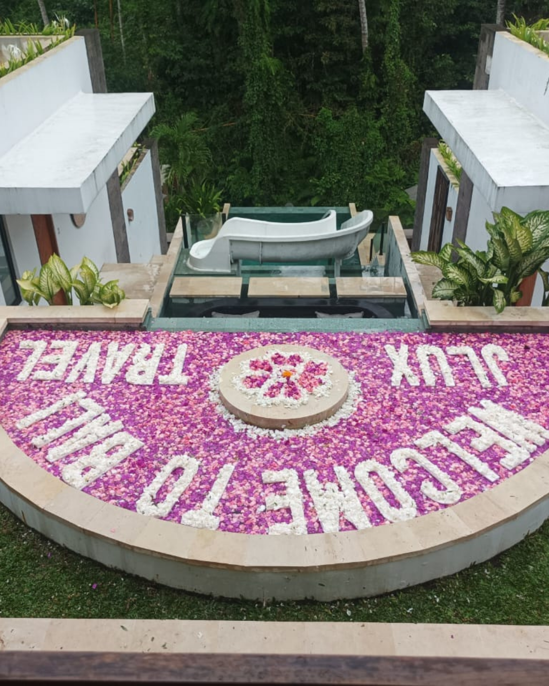 Flower Pool Bali: 10sqm